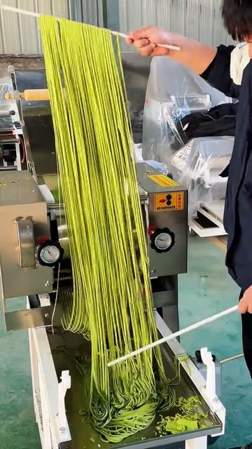 Making green noodles #shorts