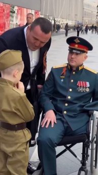 Вот как надо учить своих детей.