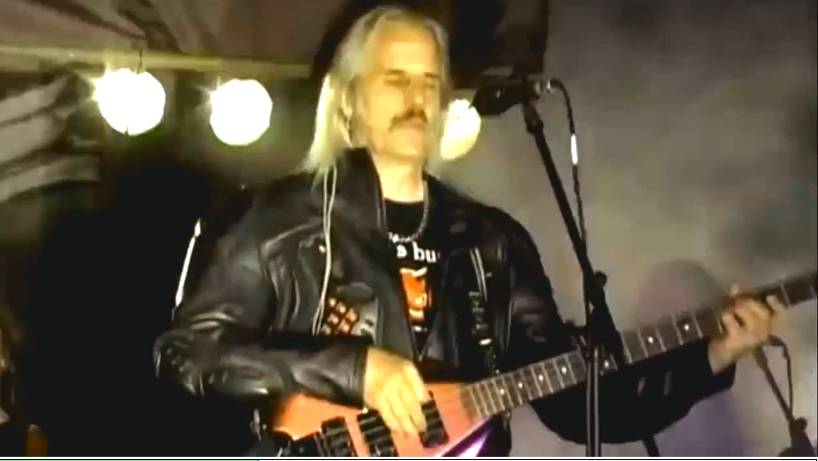 SuperMax live - 'Hotline