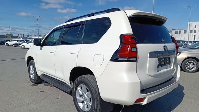 Toyota Land Cruiser Prado 2,8 л. Дизель АКПП  (177 л.с.) 4WD 2019