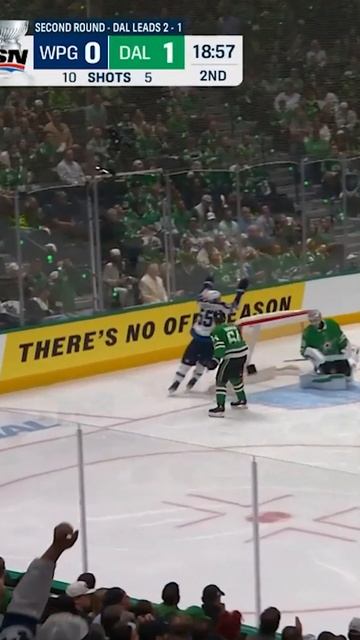 Ehlers makes it look EASY ✈️