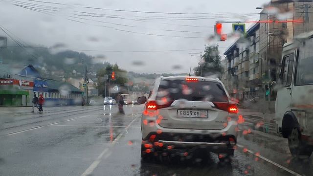 По столице