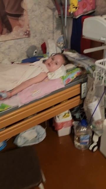 пока погодка не радует , но зато мы уже успели с принцессой открыть сезон прогулок 😌💪👸🙂#евасма1