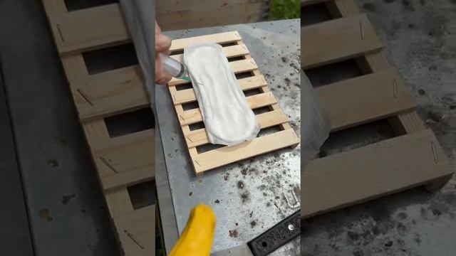 Плотик для пчёл