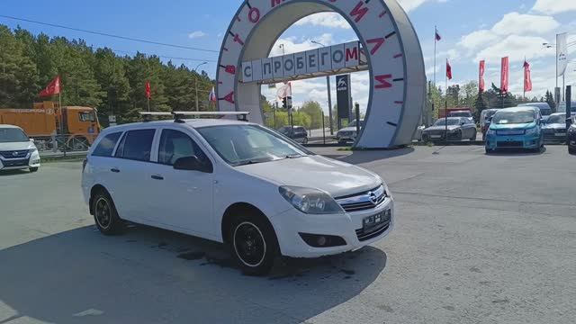 Opel Astra 1.6 MT (115 л.с.) 2013