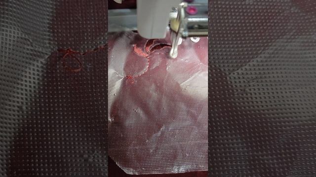 Как скрыть дырочки на свитшоте