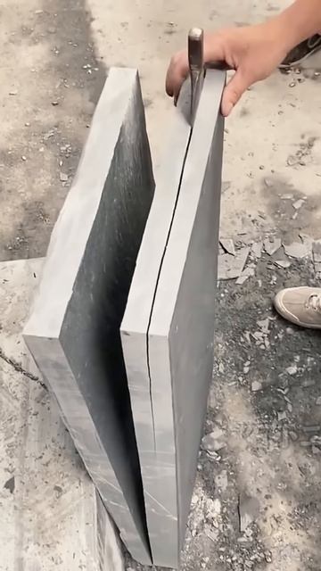 Splitting natural stone using a hammer #shorts