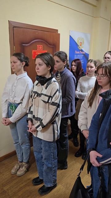 Дарье Иванова (филфак) читает Константина Симонова