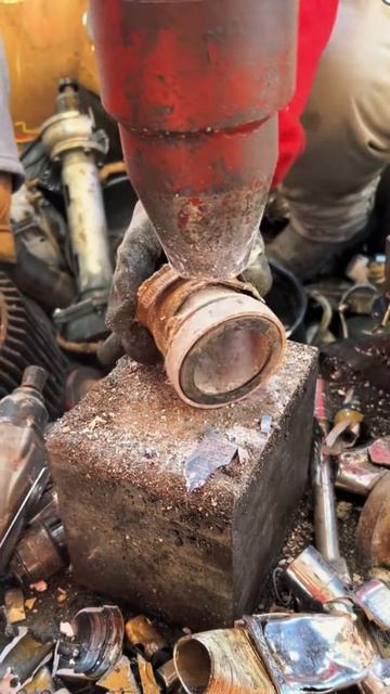 Tool for crushing iron #shorts