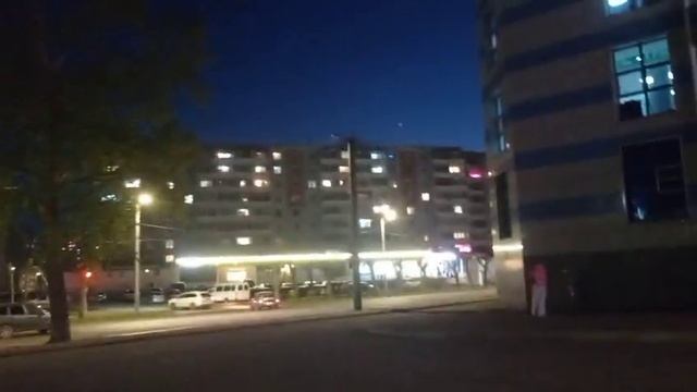 Вечерняя прогулка в городе Walking in the forest