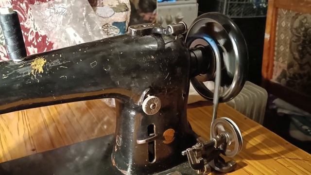 Промышленная ножная швейная машина 22 класа ПМЗ срисов