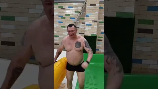 Саратов. Аквапарк. На волне