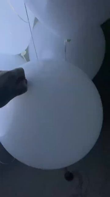 Светящиеся воздушные шары.