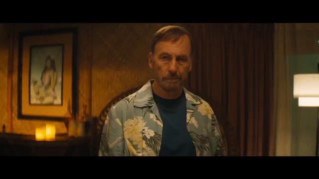 «Никто 2» с Солом Гудманом — вышел первый трейлер супермясного комедийного боевика.