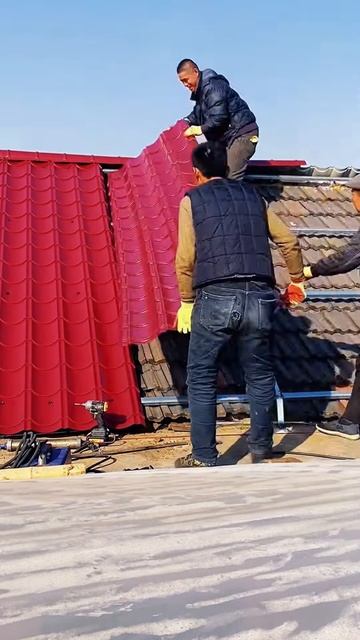 The process of installing metal roof tiles #shorts