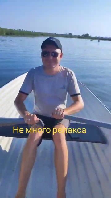 лодка на веслах#relaks#колбаса24 #природа#рыбацкая деревн?