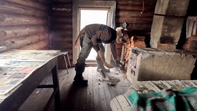 ПОХОД к ЛЕСНОЙ ИЗБЕ. ВЕСЕННЯЯ РАЗВЕДКА. ЧТО СЛУЧИЛОСЬ В КОНЦЕ. ИЗБУШКА В РУЧЬЕ. ТАЁЖНЫЙ БЫТ
