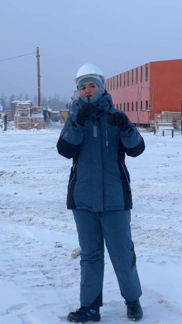 Это мы зимой общежитие стролили, сейчас уже живем в нем 😊
