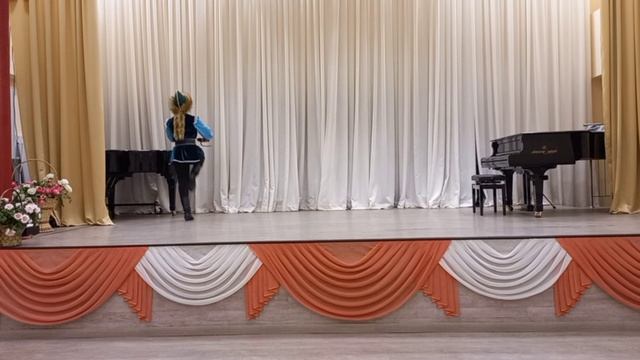 Абдуллин Вильдан башкирский танец "Турат"