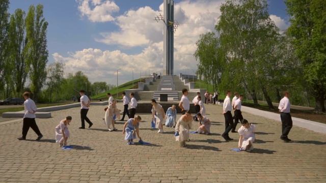 Активисты Молодой Гвардии Единой России приняли участие в торжественной акции «Вальс Победы»