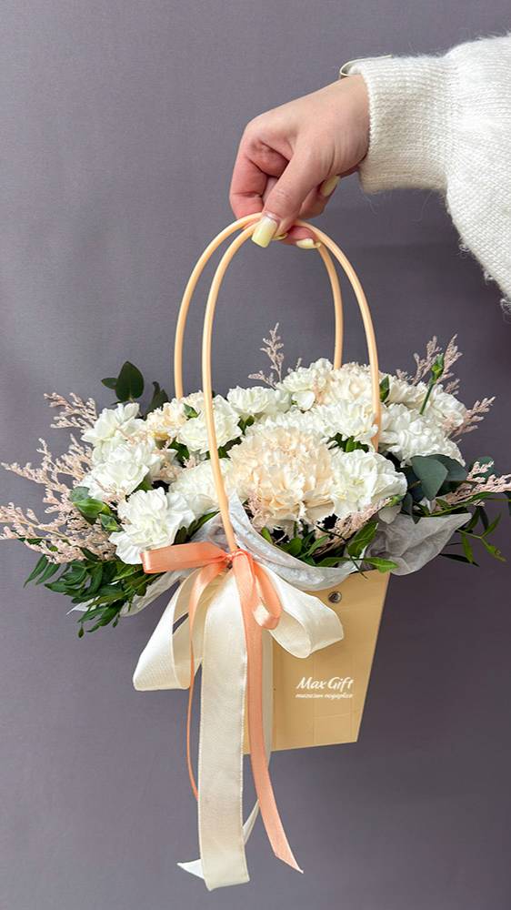 Композиция из цветов «Альпийская клумба»