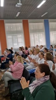 Поздравляли, благодарили, восхищались и пели!