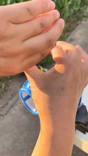 This is the process of opening a water tap using a rope #shorts