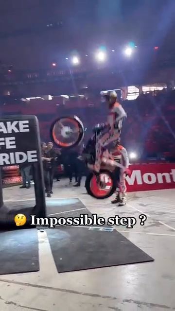 Impossible step ？ 🤔 #moto #motorsport #trialindoor #xtrial #motorcycle #bike