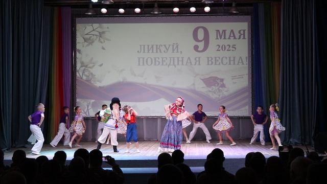 Хореографический ансамбль "Задоринки", "Чижик-Пыжик".