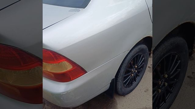 Toyota Corolla 2003 (1.4 MT)