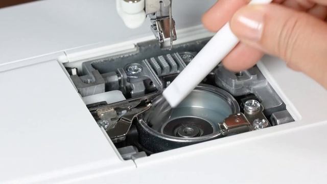 NECCHI 700 Чистка шпульного отсека