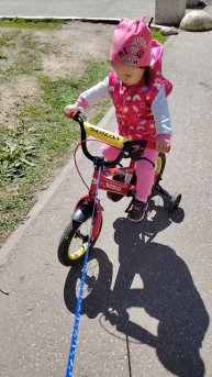 Учимся кататся на велосипеде