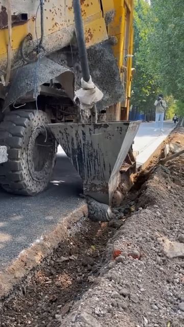 Road barrier construction process #shorts