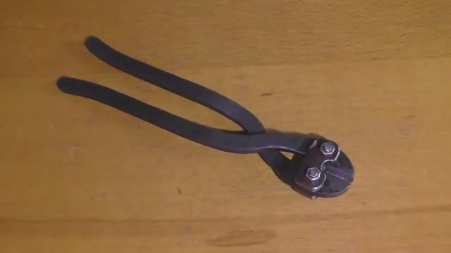кусачки из рессорного листа