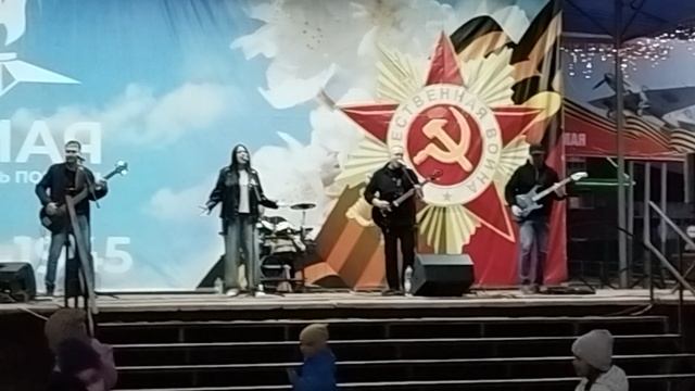 Вечерняя программа День Победы, группа "РиффМы", Свеча памяти, фейерверк