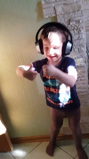 Музыкальный дед