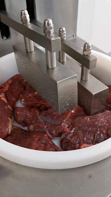 The process of tenderizing beef #shorts