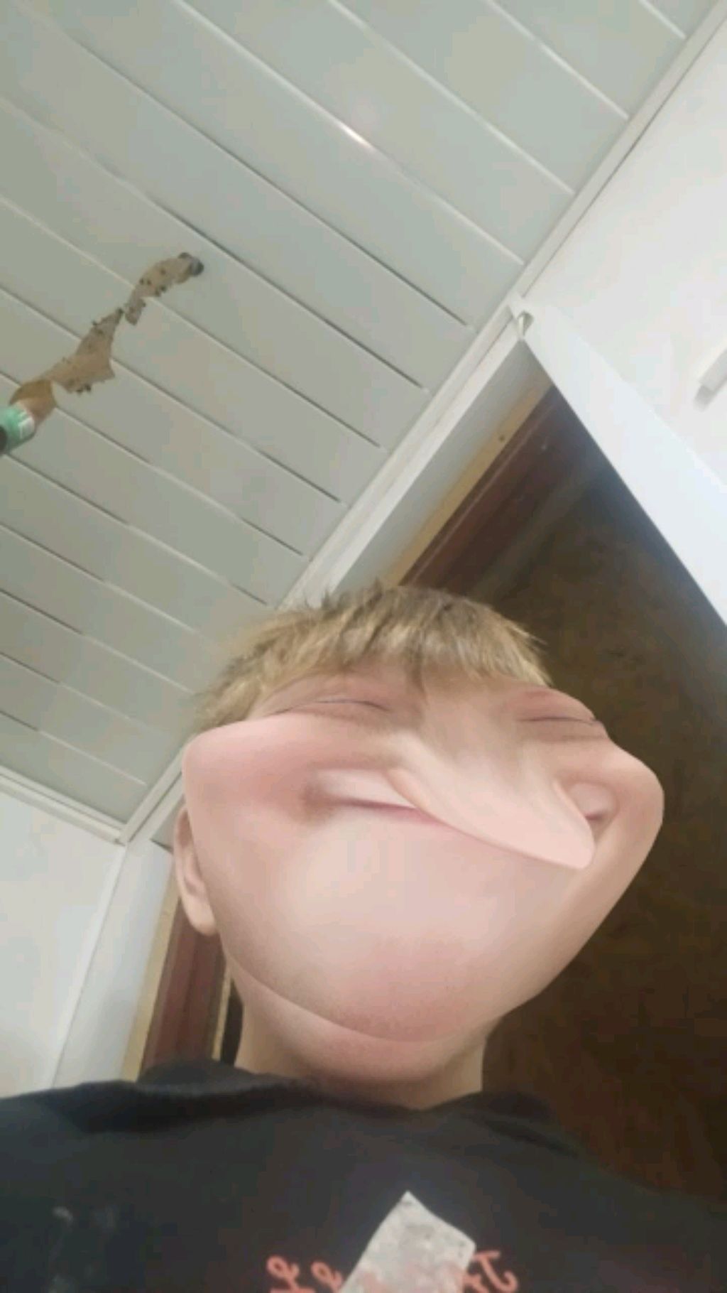 В школе