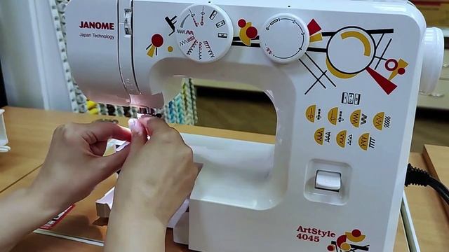 Janome ArtStyle 4045.  Заправка верхней нити