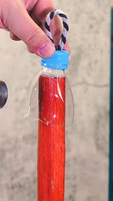 The process of making a chisel hanger using rope #shorts