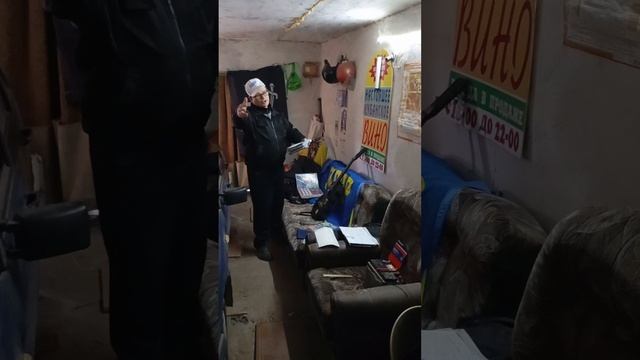 любовный стих для партийных девчат и сотрудников  партии лдпр