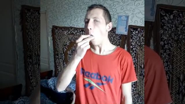 Засунул лампочку 100вт в рот (экспереремент)