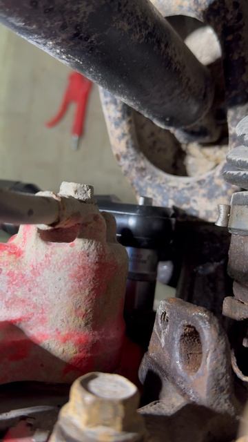 Тест и закручивание суппорта, колеса Pajero 4 пневматический трещеткой WERX