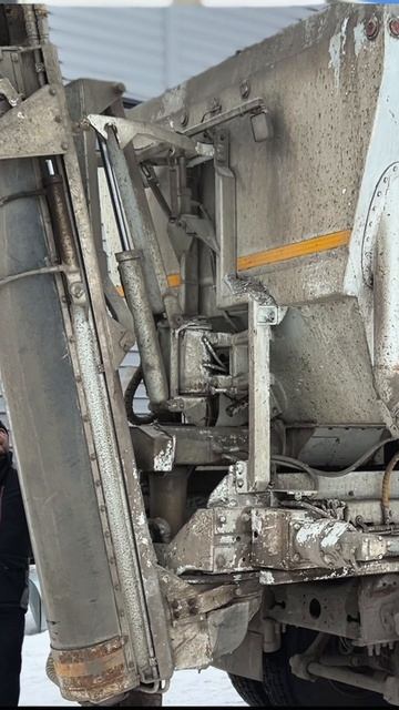 Слишком дорого?
Дорого — это когда ты взял дешевле,
а потом слил всё на топливо, простои и