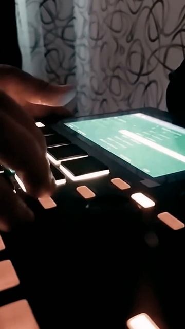 Short guit beat boombap MPC One sampling