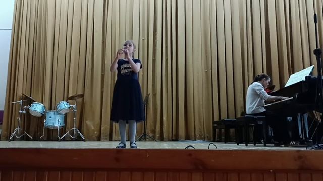 Дж. Ласт «Одинокий пастух» (обр. В. Сапарова). Исполняет Арина Щербакова