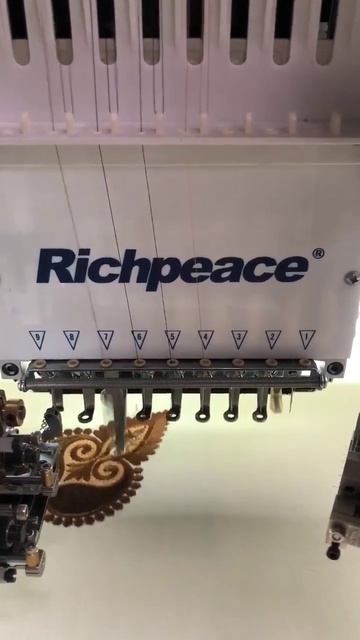 CNC embroidery machine\Máquina de bordado NC\вышивальная машина с цифровы