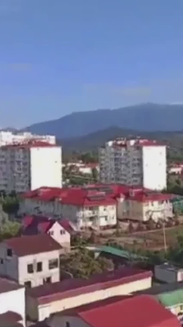 Загляните за кулисы SMM! Сегодня снимаю контент для нового проекта. 🎬🔥 Будет интересно! #SMM