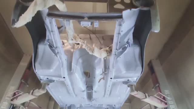 Пескоструй кузова автомобиля