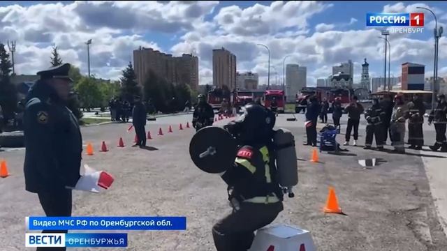 В Оренбурге прошли соревнования по функциональному пожарному многоборью - «пожарный кроссфит»